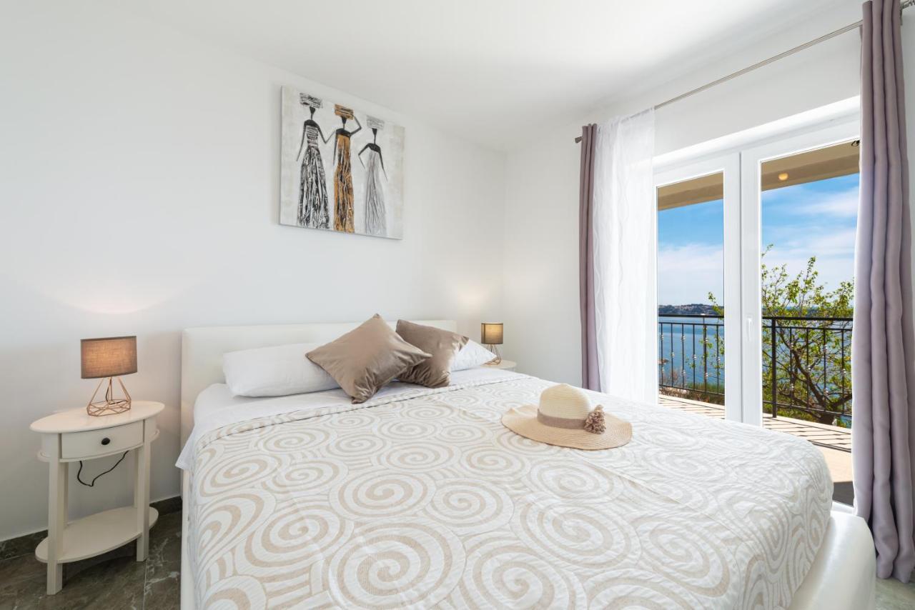 Golden SeaView Holiday Home Mlini Exterior foto