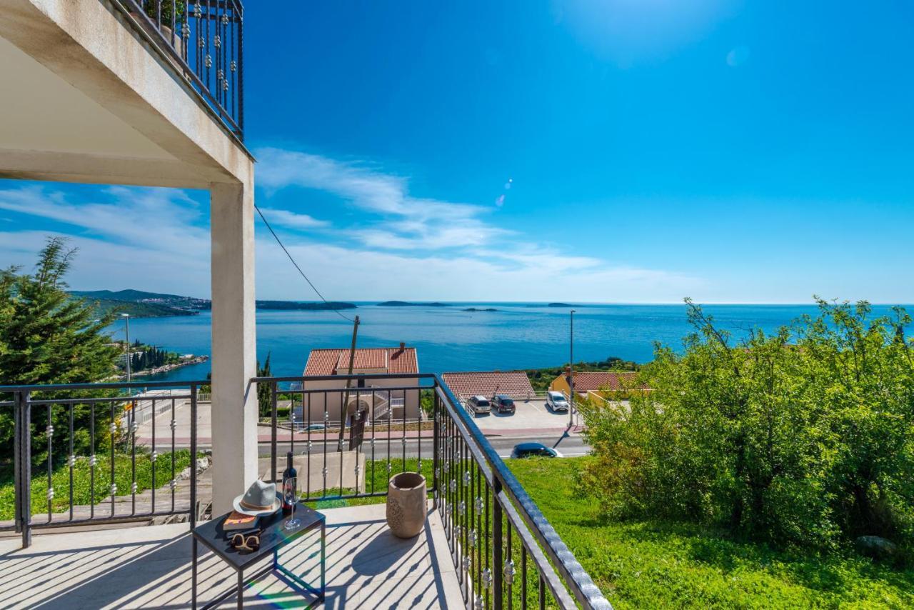 Golden SeaView Holiday Home Mlini Exterior foto